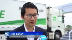 Presentan el primer camión autónomo.