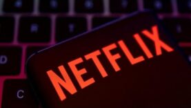 Netflix registra la primera pérdida de suscriptores en una década (Ingles)